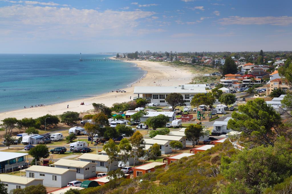 Brighton Beachfront Holiday Park Adelaide ภายนอก รูปภาพ
