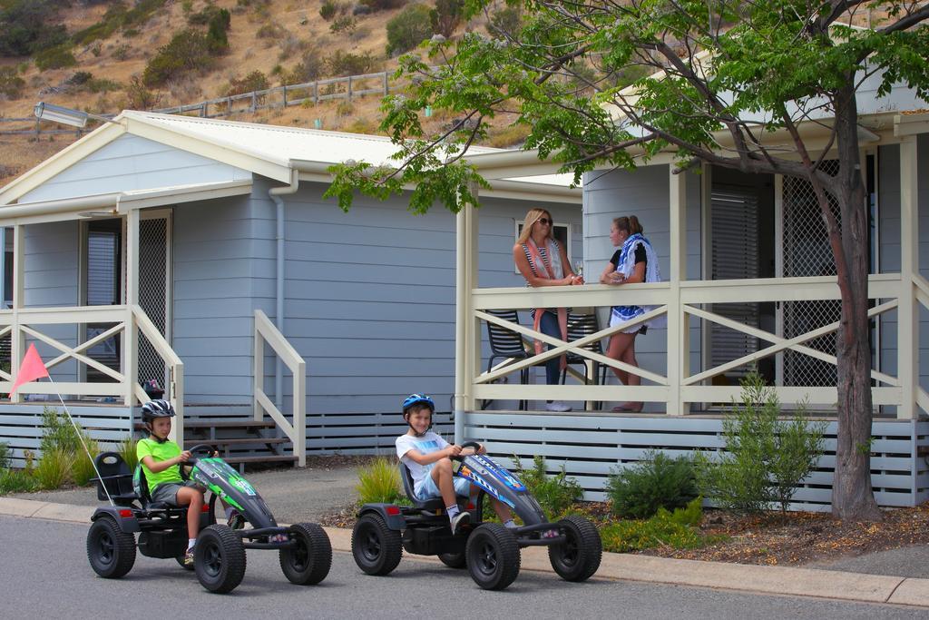 Brighton Beachfront Holiday Park Adelaide ภายนอก รูปภาพ