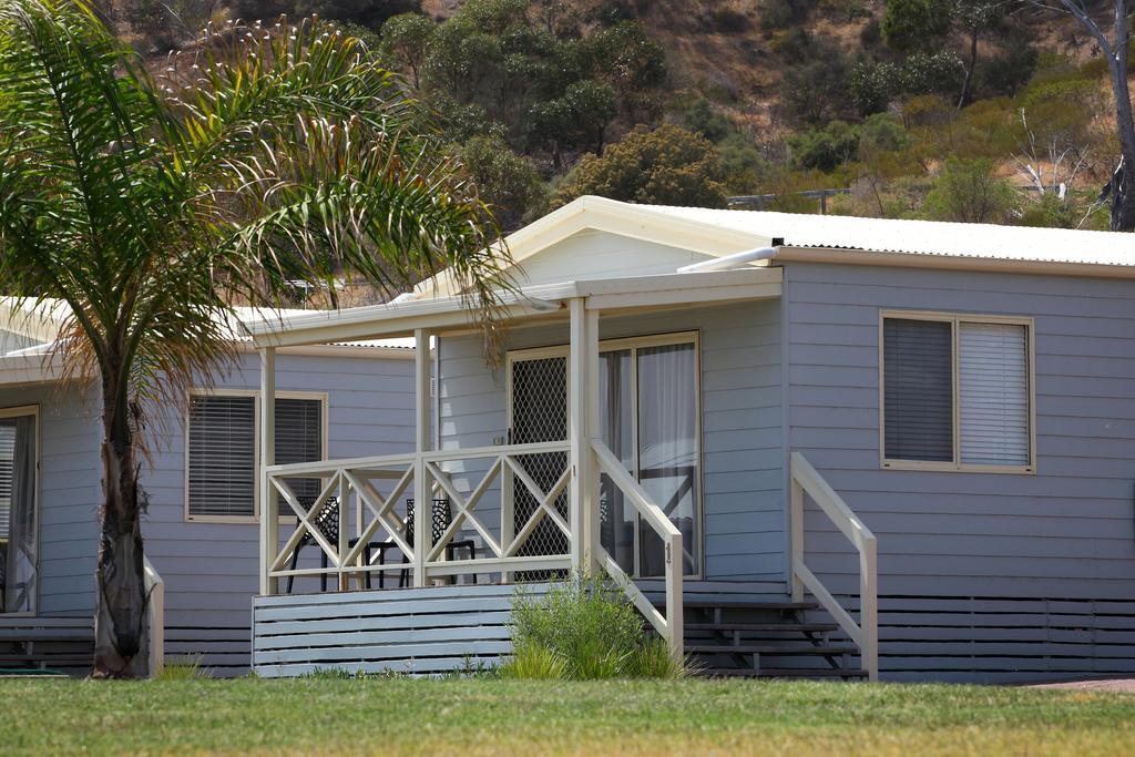 Brighton Beachfront Holiday Park Adelaide ภายนอก รูปภาพ